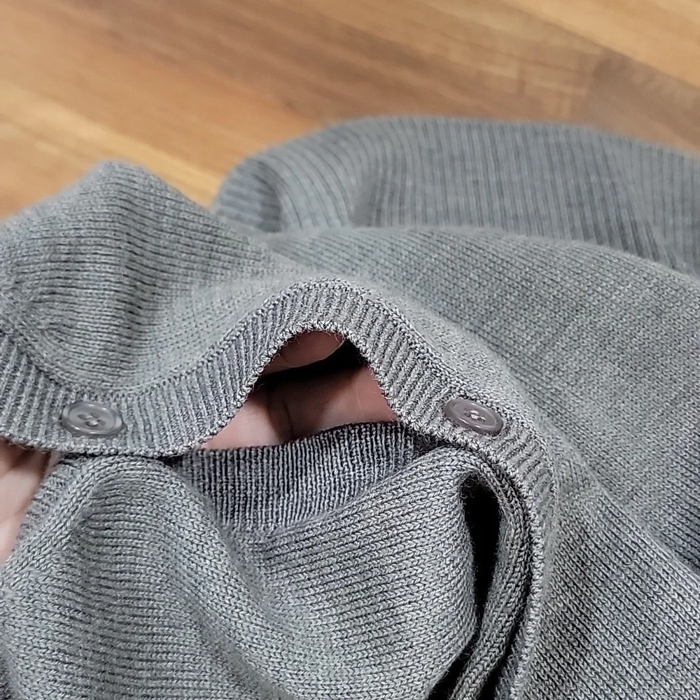 NWT The Limited Women's Sleeveless Sweater - Picture 10 of 11